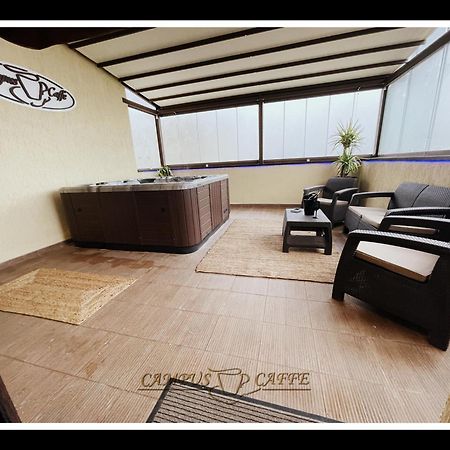 Campus Caffe Mansion Hotel Buzau Ruang foto